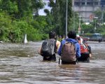 Waspadai Penyakit Saat Banjir, Ini yang Perlu Dilakukan!