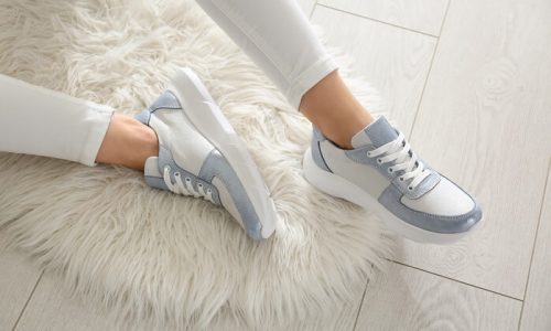 Awas! Sembarangan Pakai Sneakers Bisa Ganggu Kesehatan