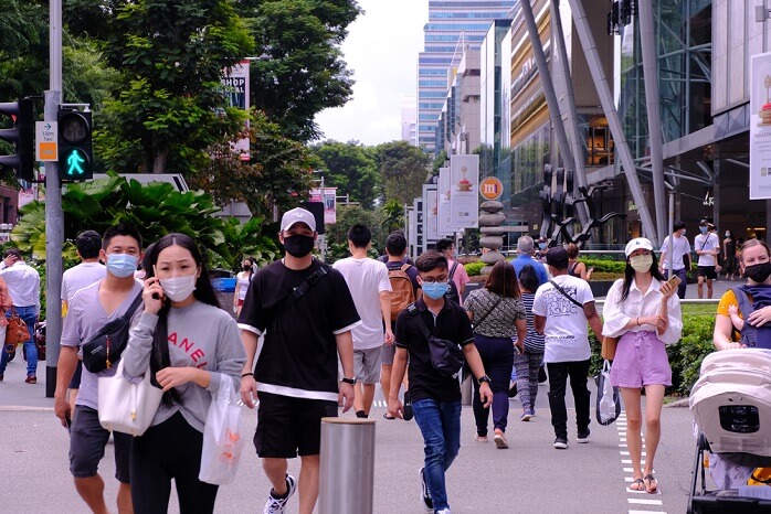 vaksinasi dan lonjakan kasus covid 19 di Singapura (1) (1)